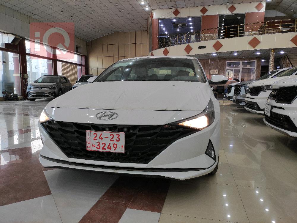 هیوندای ئەلەنترا
